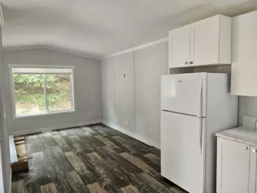 16 5288 Selma Park Road, Sechelt, BC, Sechelt — Manufactured Home for sale