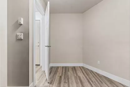 Dining Area Photo of 424 2565 Campbell Avenue, Abbotsford, BC