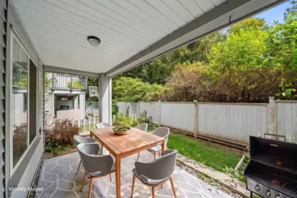 Powder Room Photo of 81 5858 142 Street, Surrey, BC