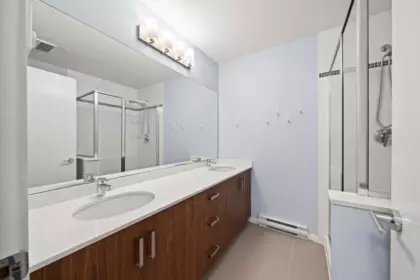 Swimming Pool Photo of 81 5858 142 Street, Surrey, BC