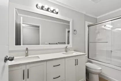 Guest Bathroom Photo of 2743 Sandon Drive, Abbotsford, BC