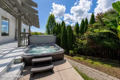 Swimming Pool Photo of 122 Chestnut Court, Port Moody, BC