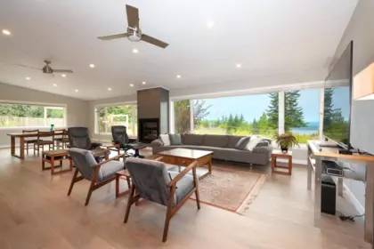 Dining Area Photo of 465 Sunset Road, Bowen Island, BC