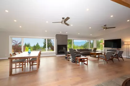Kitchen Photo of 465 Sunset Road, Bowen Island, BC