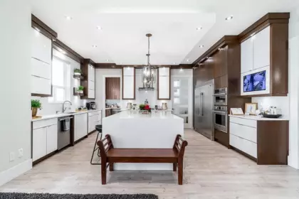Living Room Photo of 15522 77 Avenue, Surrey, BC
