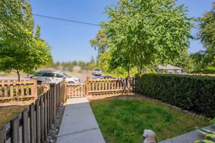 Family Room Photo of 10 13886 62 Avenue, Surrey, BC