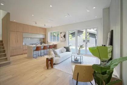 Living Room Photo of 2 3315 W 10th Street, Vancouver, BC
