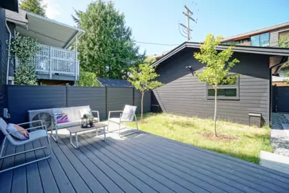 Outdoor Patio Photo of 2 3315 W 10th Street, Vancouver, BC