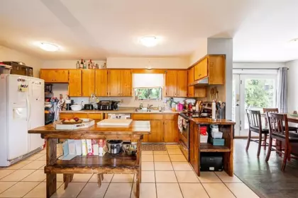 Kitchen Photo of 2224 Mouldstade Road, Abbotsford, BC