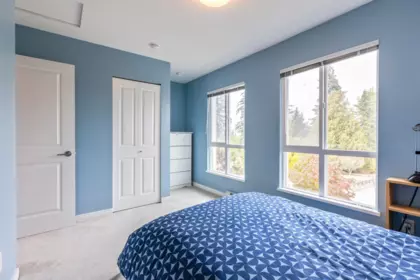 Hallway Photo of 5 15938 27 Avenue, Surrey, BC