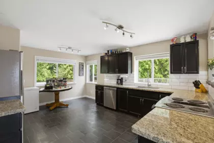 31861 Bench Avenue, Mission, BC, Mission — Single Family Residence for sale