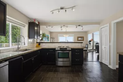 31861 Bench Avenue, Mission, BC, Mission — Single Family Residence for sale