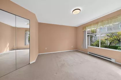 Mudroom Photo of 2 5950 Oakdale Road, Burnaby, BC