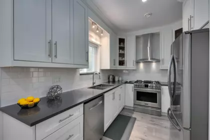 Kitchen Photo of 1796 Island Avenue, Vancouver, BC