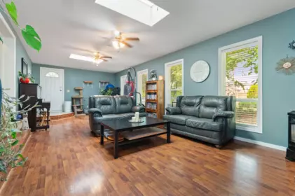 Basement Recreation Room Photo of 44840 Keith Wilson Road, Chilliwack, BC