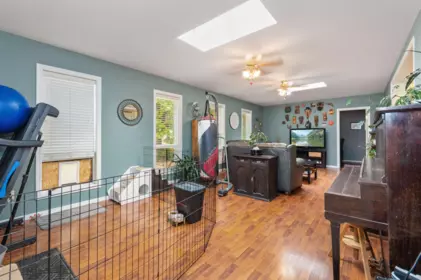 Laundry Room Photo of 44840 Keith Wilson Road, Chilliwack, BC