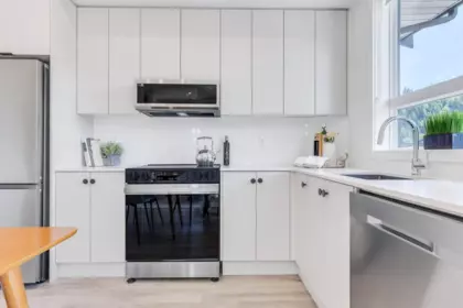 Kitchen Photo of 503 45497 Campus Drive, Chilliwack, BC