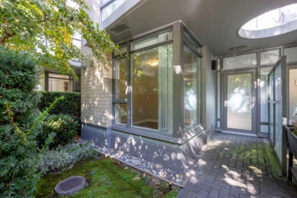 TH1 9188 University Crescent, Burnaby, BC, Burnaby — Townhouse for sale
