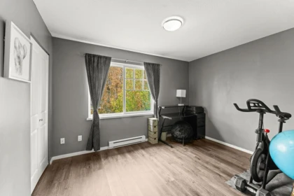 Hallway Photo of 38 18983 72a Avenue, Surrey, BC