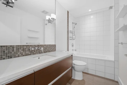 Loft / Bonus Room Photo of 203 2481 Waterloo Street, Vancouver, BC