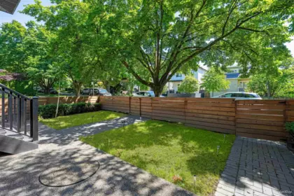 1 683 W 19th Avenue, Vancouver, BC, Vancouver — Half Duplex for sale