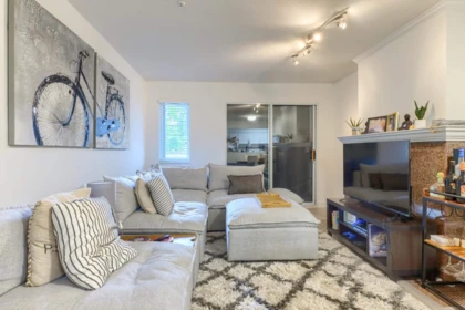 Pantry Photo of 205 15213 Pacific Avenue, White Rock, BC