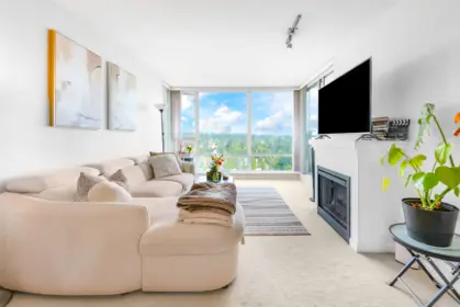 3209 9888 Cameron Street, Burnaby, BC, Burnaby — Apartment/Condo for sale