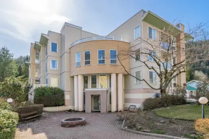 104 170 Cedar Avenue, Harrison Hot Springs, BC, Harrison hot springs — Apartment/Condo for sale