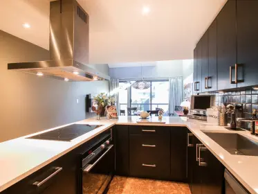 718 Millyard, Vancouver, BC, Vancouver — Townhouse for sale