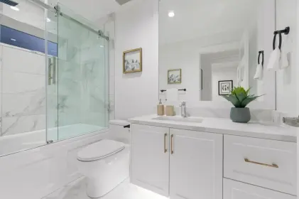 364 W Keith Road, North Vancouver, BC, North vancouver — Half Duplex for sale
