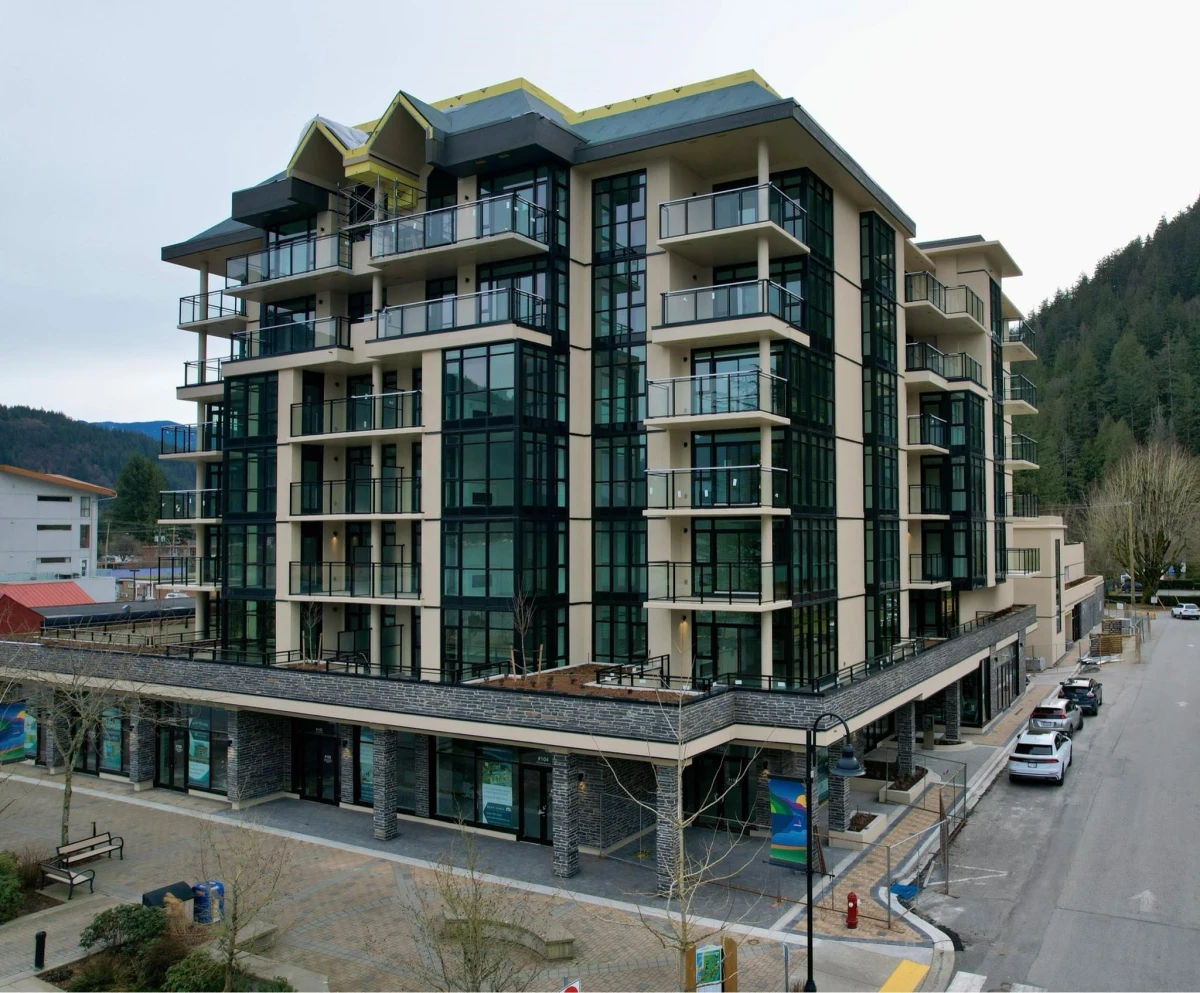 Exterior Rear Photo of 604 120 Esplanade Avenue, Harrison Hot Springs, BC