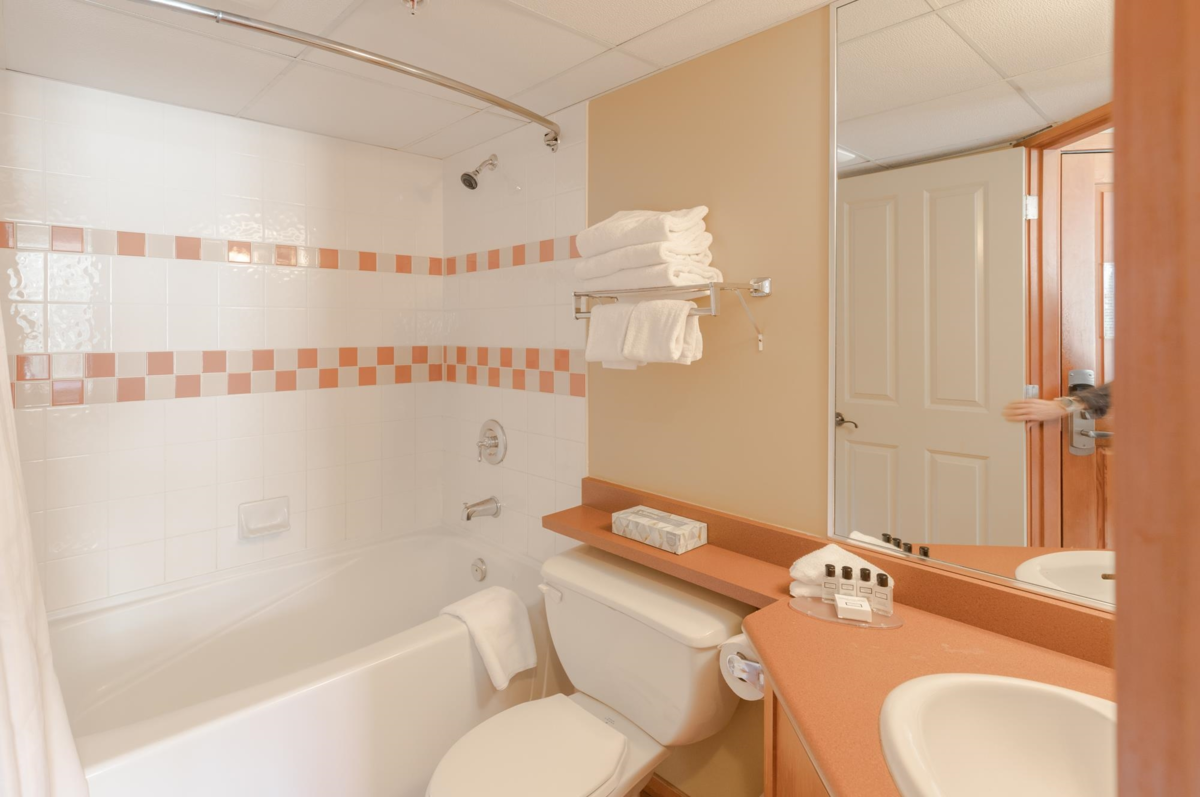 Dining Area Photo of 408 4315 Northlands Boulevard, Whistler, BC