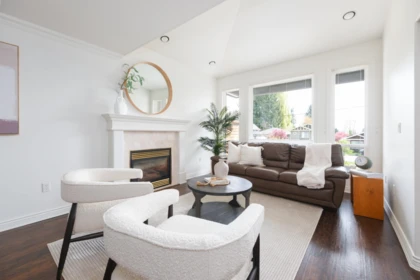 1566 Burrill Avenue, North Vancouver, BC, North vancouver — Single Family Residence for sale
