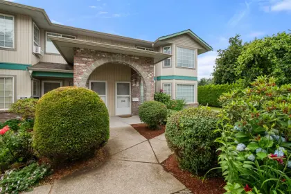 208 9855 Quarry Road, Chilliwack, BC, Chilliwack — Townhouse for sale