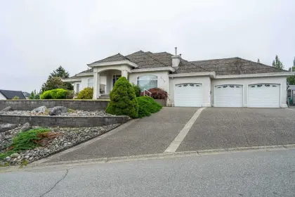 5715 144a Street, Surrey, BC, Surrey — Single Family Residence for sale