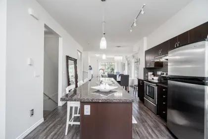 69 19480 66 Avenue, Surrey, BC, Surrey — Townhouse for sale