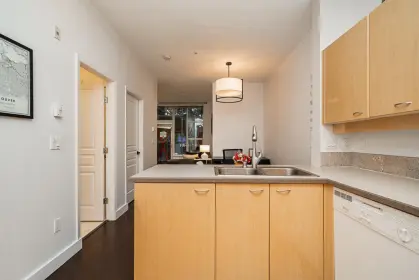 101 2288 Marstrand Avenue, Vancouver, BC, Vancouver — Apartment/Condo for sale