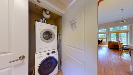 Laundry Room Photo of 23D 12849 Lagoon Road, Madeira Park, BC