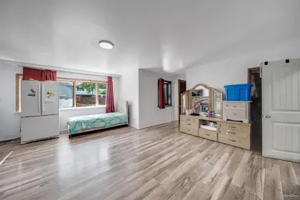 14223 102 Avenue, Surrey, BC, Surrey — Single Family Residence for sale