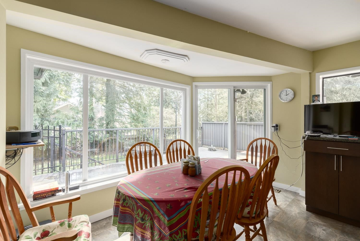 Breakfast Nook Photo of 3186 W 42nd Avenue, Vancouver, BC