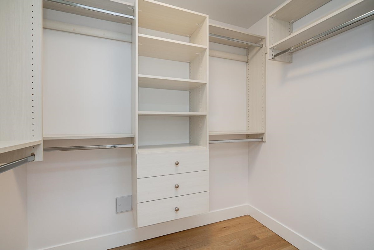 Basement Recreation Room Photo of 5634 52 Avenue, Delta, BC