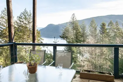 495 Gavin Road, Keats Island, BC, Keats island — Single Family Residence for sale