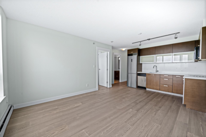 1805 10777 University Drive, Surrey, BC