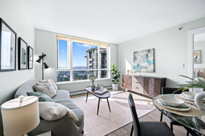 1805 10777 University Drive, Surrey, BC