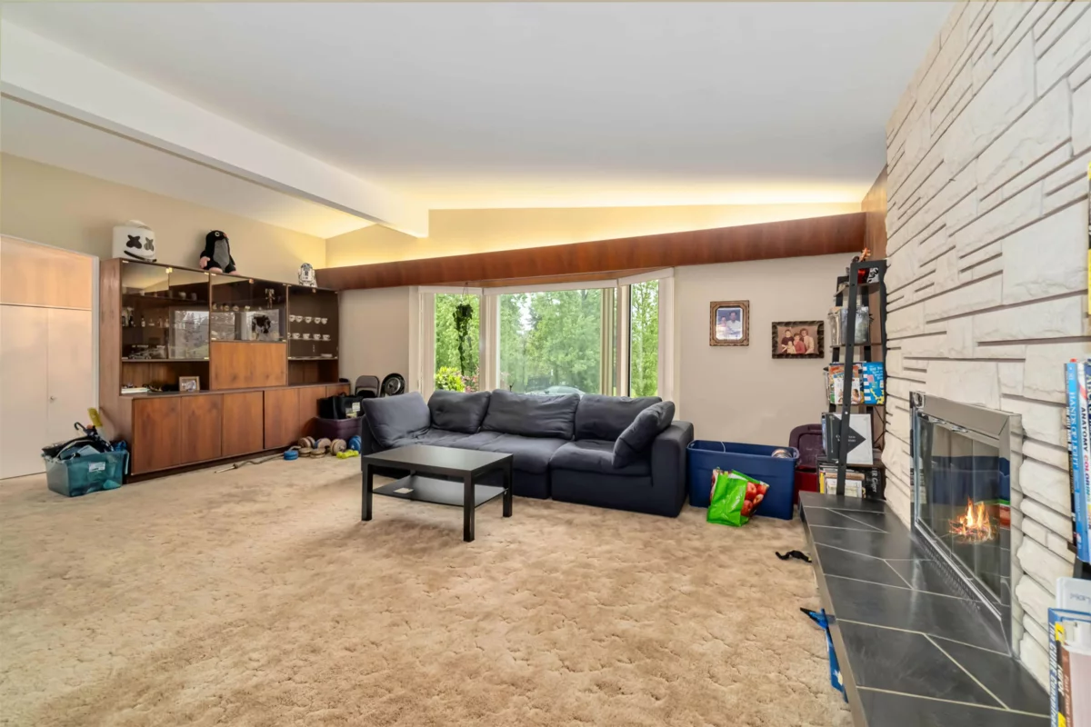 Dining Area Photo of 716 Guiltner Street, Coquitlam, BC