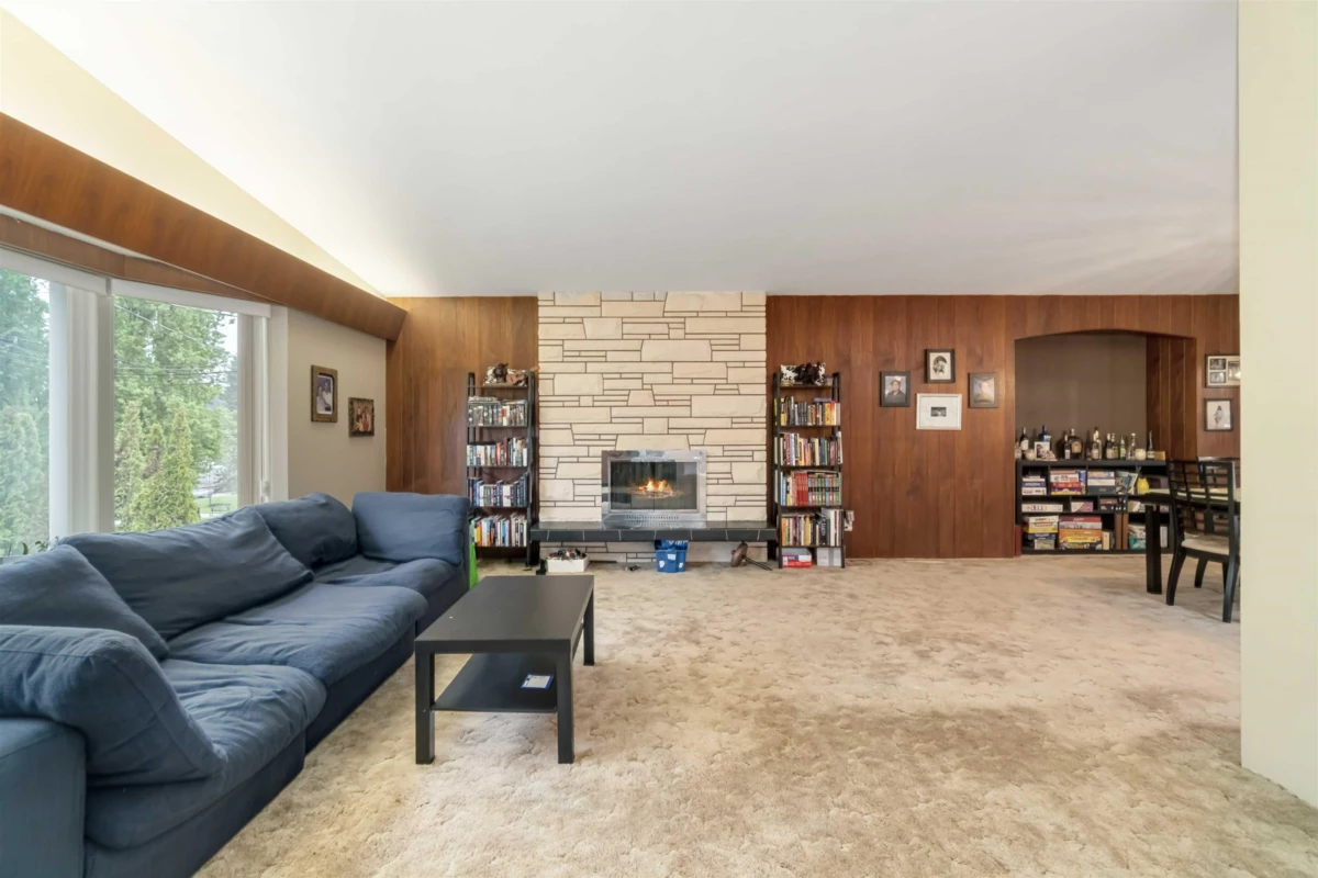 Family Room Photo of 716 Guiltner Street, Coquitlam, BC