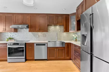 7 1318 Brunette Avenue, Coquitlam, BC, Coquitlam — Townhouse for sale
