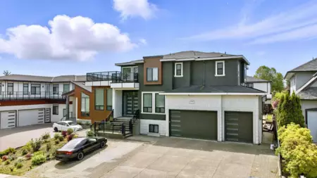 27038 25a Avenue, Langley, BC, Langley — Single Family Residence for sale