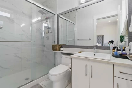 Kitchen Photo of 27038 25a Avenue, Langley, BC