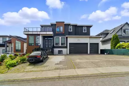27038 25a Avenue, Langley, BC, Langley — Single Family Residence for sale